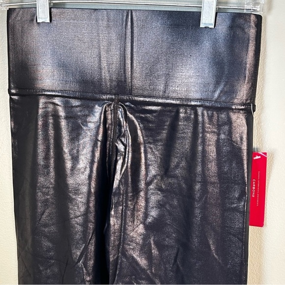 High Rise Legging in Takara Shine - Picture 4 of 5